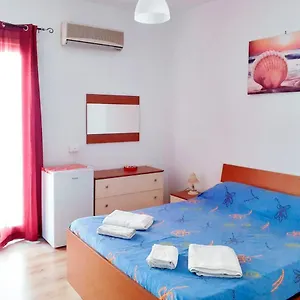 Flamingo كاستيلاّماري ديل غو
